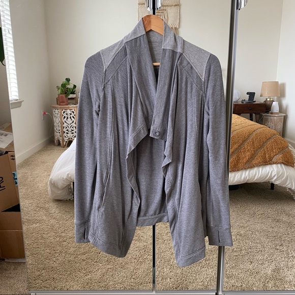 Lululemon Coast Wrap - Picture 4 of 6